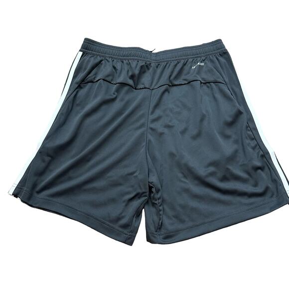 Adidas GM2146 PRIMEBLUE DESIGNED TO MOVE SPORT SHORTS GRAY Size Medium New - Picture 2 of 4